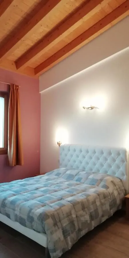 Agriturismo Fioralba Polpenazze del Garda Alloggio per agriturismo