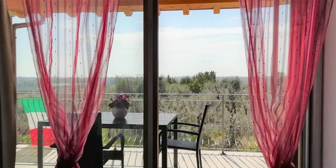 Alloggio per agriturismo Agriturismo Fioralba Polpenazze del Garda Italia