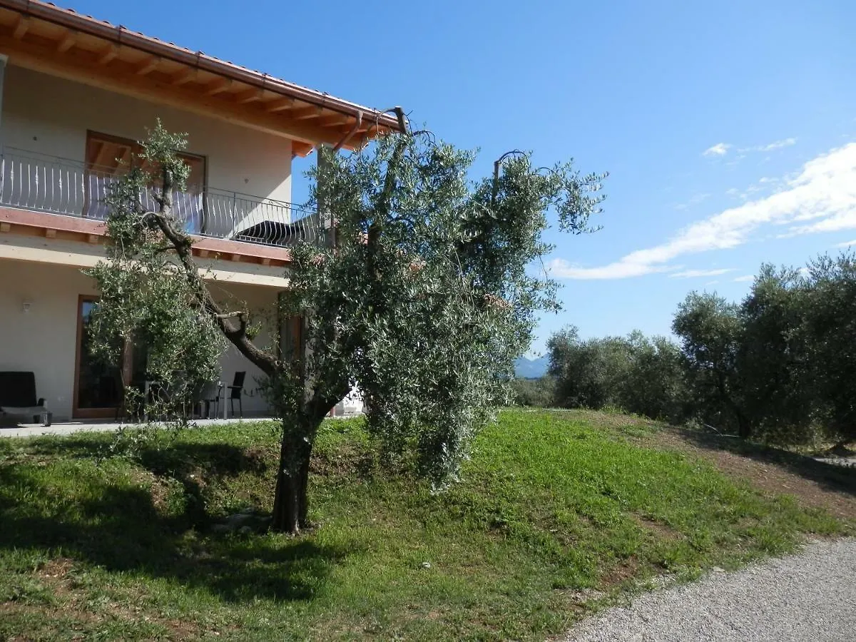 Agriturismo Fioralba 波尔佩纳泽德尔加尔达